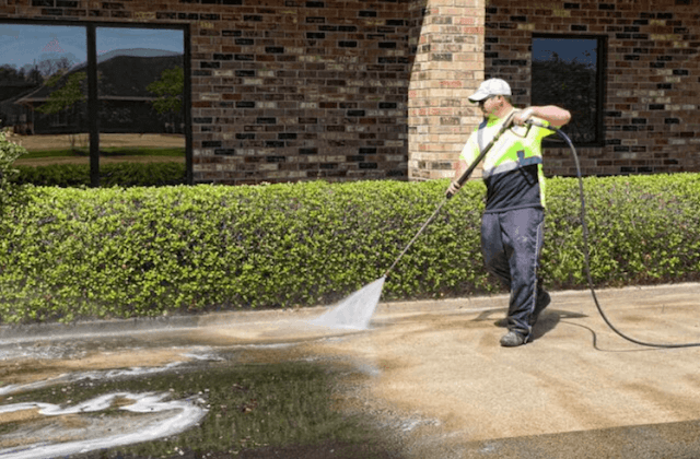 commercial concrete cleaning in marietta